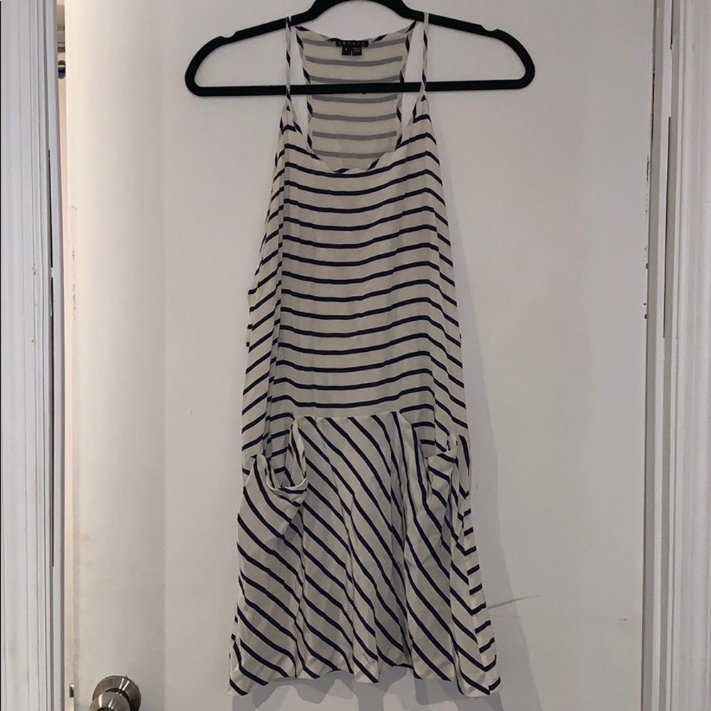 Theory white and navy striped dress. 100% Silk